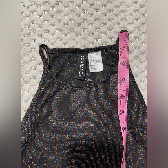 Metallic Glittery Top - H&M - Picture 4 of 5